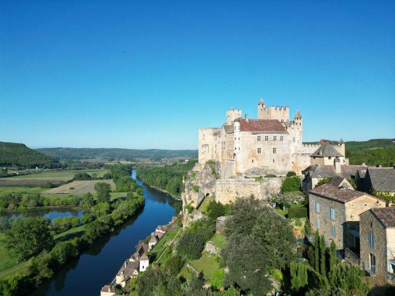 NOUVEL AN ENCHANTEUR DANS LE PÉRIGORD 
