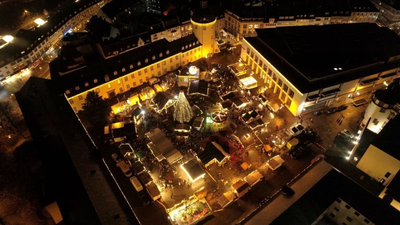 CHÂTEAU DE MÉRODE & LE MARCHÉ DE NOËL DE SIEGEN 