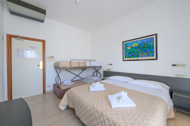 GRAND MEETING HOTEL ***