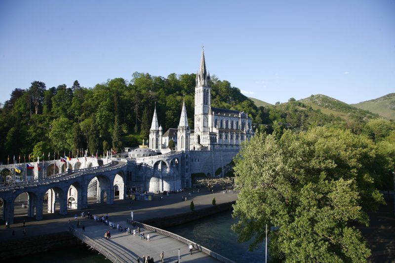 LOURDES EXPRESS - HÔTEL GALILÉE WINDSOR ***