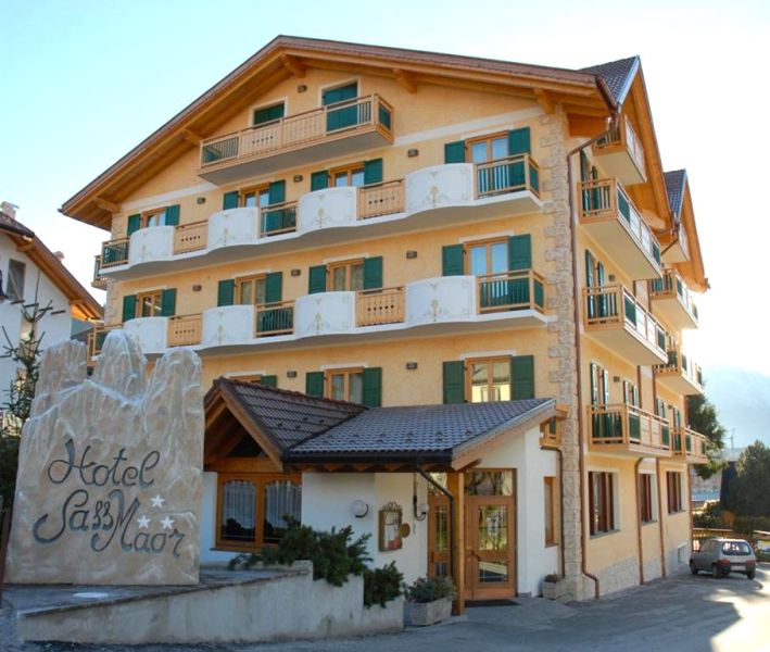 FÊTE DE LA TRANSHUMANCE DANS LES DOLOMITES