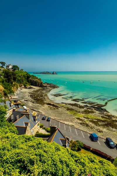 LE MONT-SAINT-MICHEL ENTRE NORMANDIE & BRETAGNE