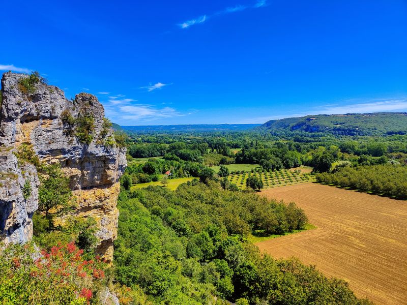 LES CHARMES DE LA DOUCE CORREZE & DU LIMOUSIN