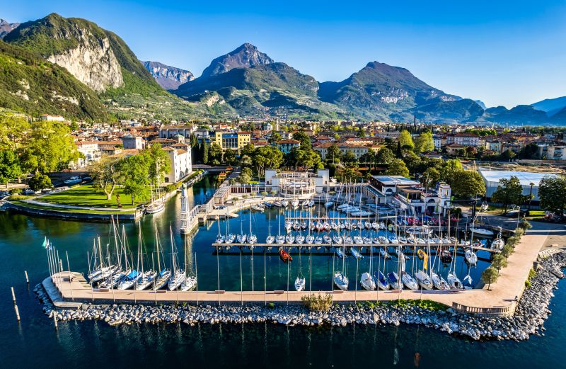 LES DOLOMITES, JOYAU DE L'ITALIE