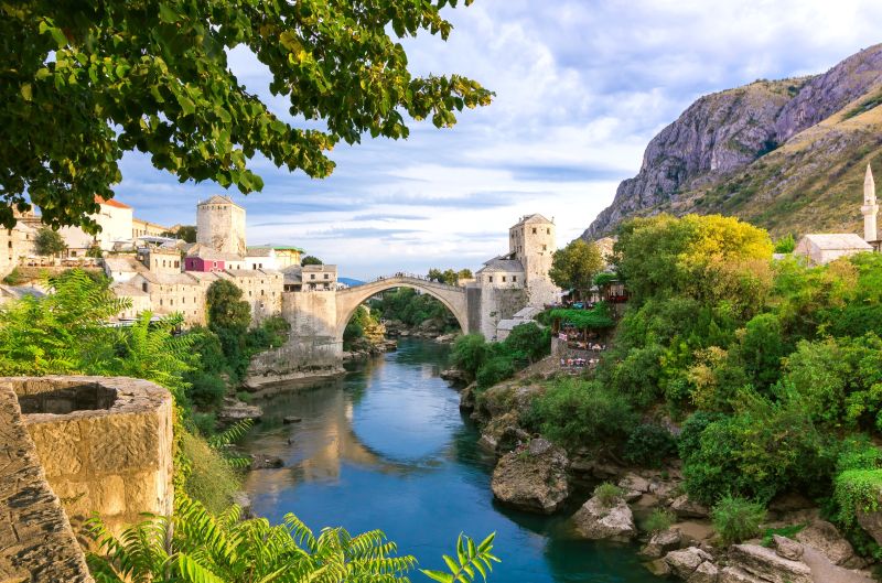 DE SARAJEVO A SPLIT 2027
