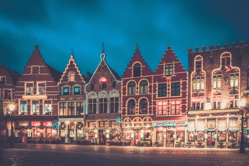 LES CHARMES DE BRUGES & SON MARCHÉ DE NOËL